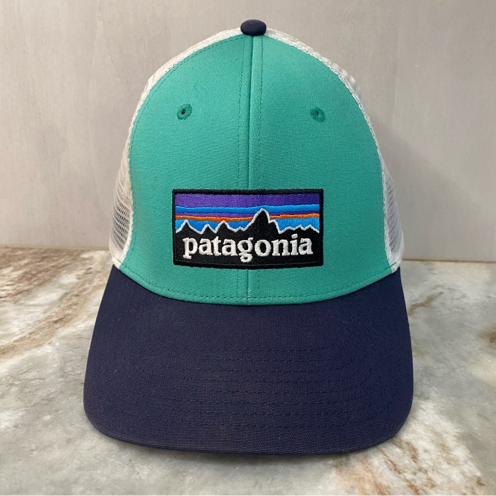 Patagonia P-6 Logo Trucker Hat - Aquastone Teal FA15 EUC